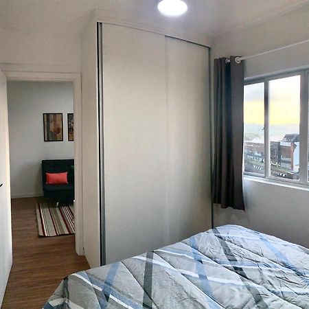 707- Apartamento Encantador, Amplo E Decorado, Quarto, Sala, Cozinha, Mobiliario Moderno, Cozinha Completa Com Utensilios , Excelente Vista Da Cidade E Localizacao Privelegiada No Bairro Bigorrilho Curitiba Bagian luar foto