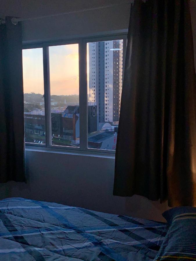 707- Apartamento Encantador, Amplo E Decorado, Quarto, Sala, Cozinha, Mobiliario Moderno, Cozinha Completa Com Utensilios , Excelente Vista Da Cidade E Localizacao Privelegiada No Bairro Bigorrilho Curitiba Bagian luar foto