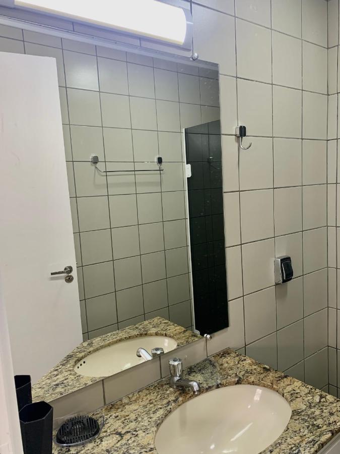 707- Apartamento Encantador, Amplo E Decorado, Quarto, Sala, Cozinha, Mobiliario Moderno, Cozinha Completa Com Utensilios , Excelente Vista Da Cidade E Localizacao Privelegiada No Bairro Bigorrilho Curitiba Bagian luar foto