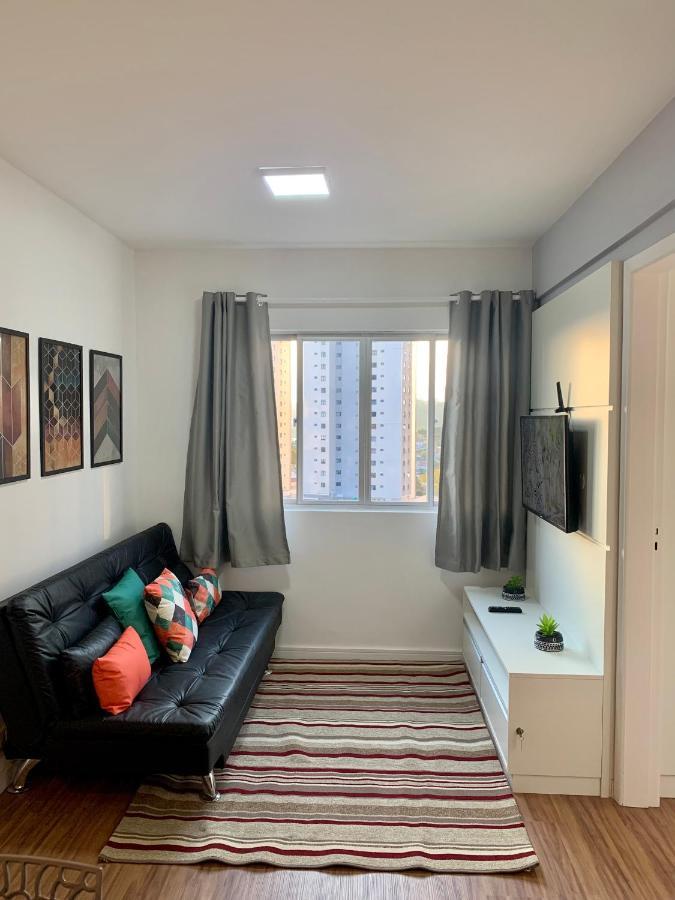 707- Apartamento Encantador, Amplo E Decorado, Quarto, Sala, Cozinha, Mobiliario Moderno, Cozinha Completa Com Utensilios , Excelente Vista Da Cidade E Localizacao Privelegiada No Bairro Bigorrilho Curitiba Bagian luar foto